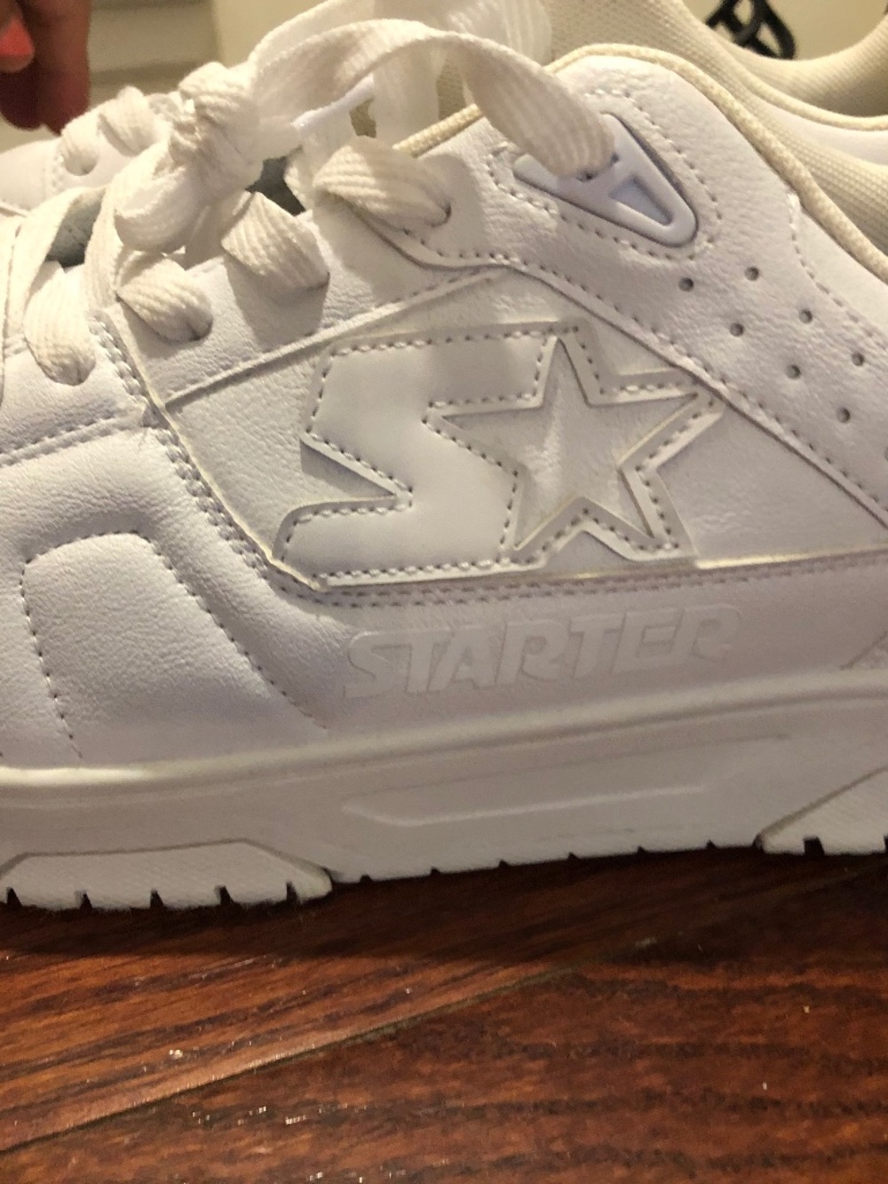New Men’s White Starters sneakers  size 13